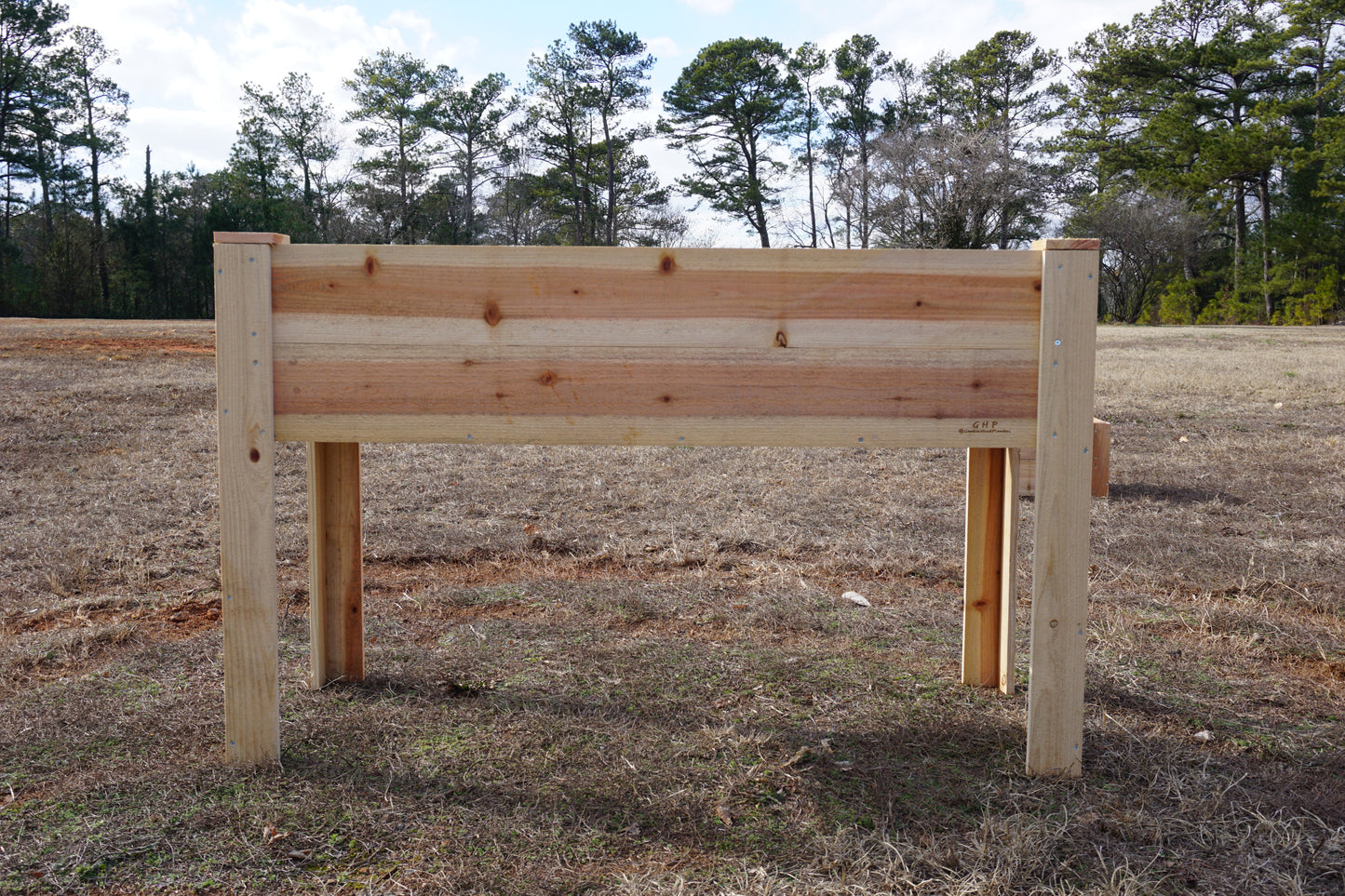 Gardener Tall (48"L x 18"W x 30"H)
