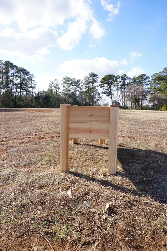 Gardener (48"L x 18"W x 24"H)