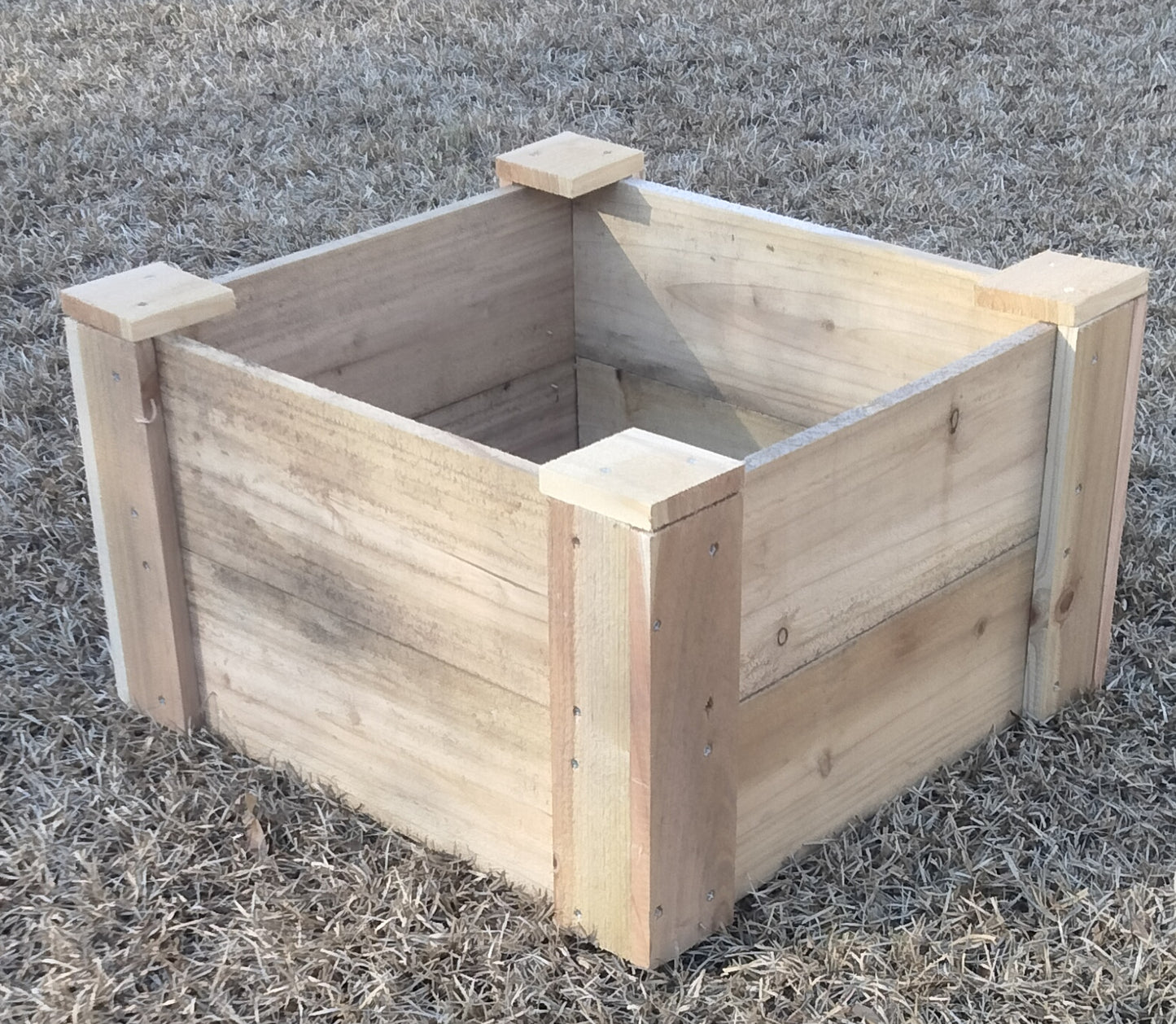 Mailbox  (18"L x 18"W x 11"D)